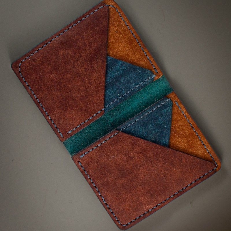 Handmade leather bifold wallet - Jamestown Goods
